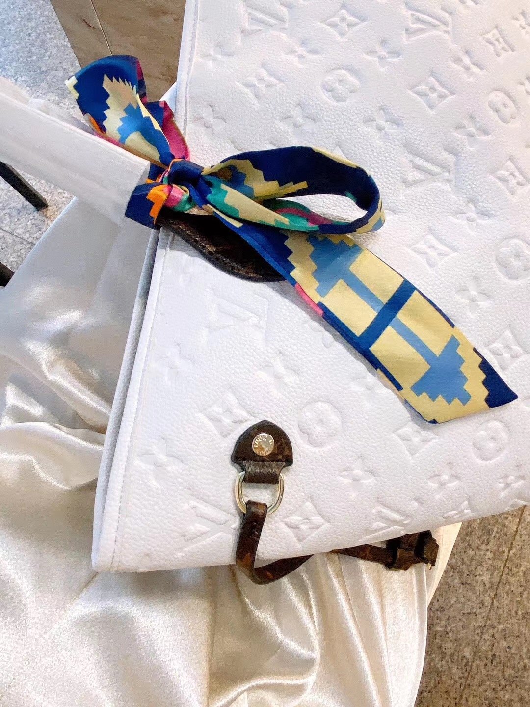 LV $58 gallery