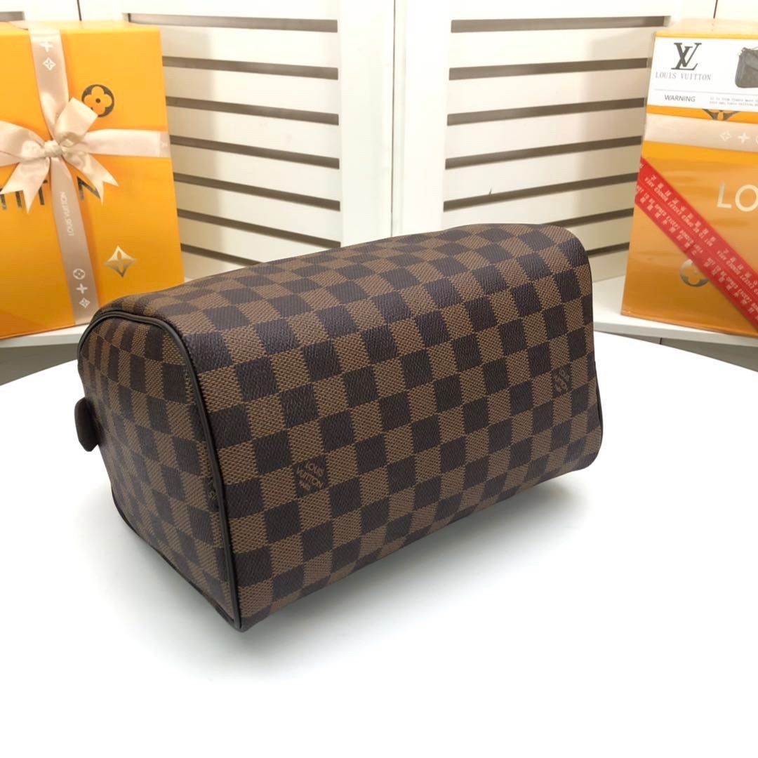 LV $58 gallery