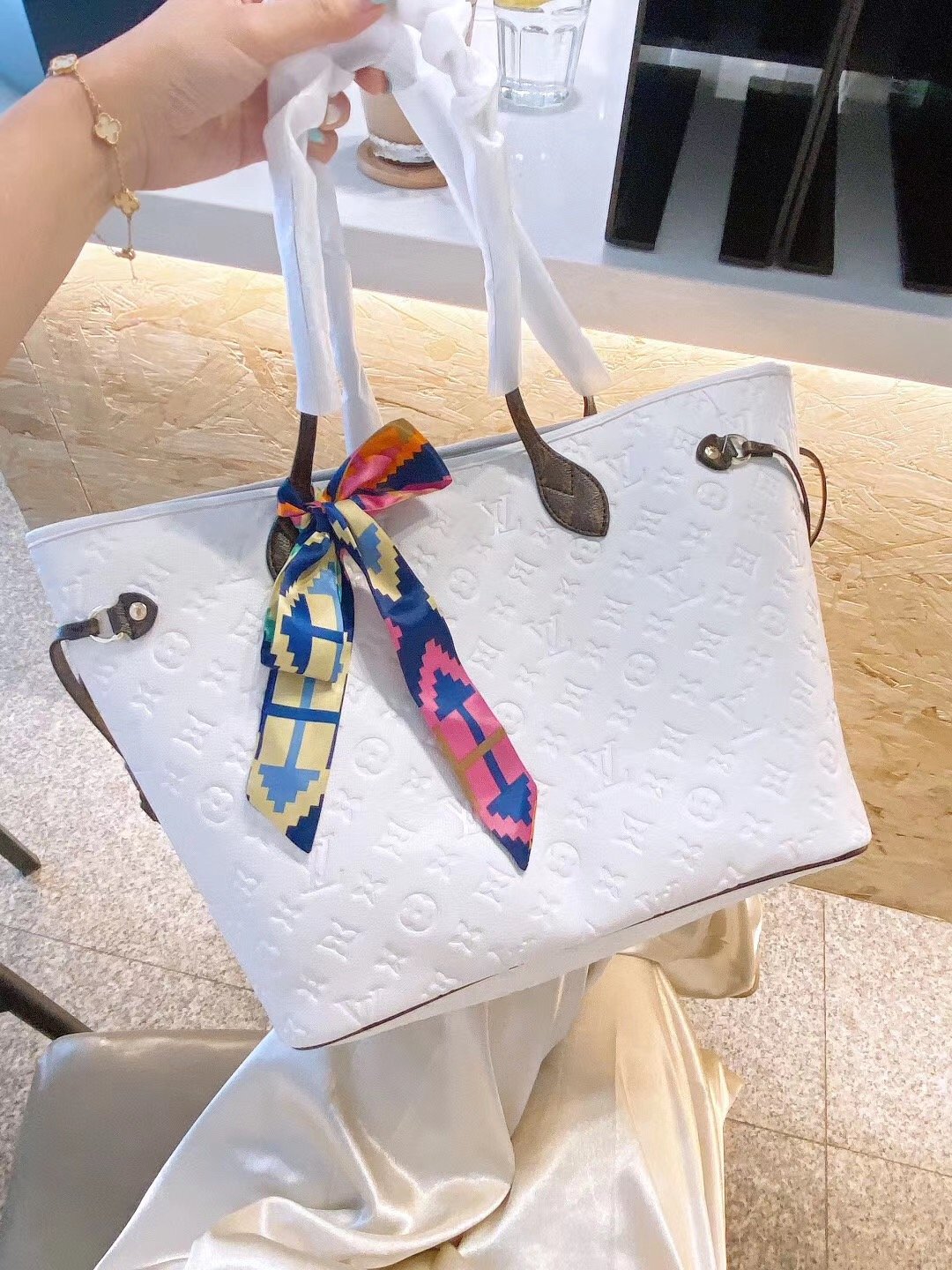 LV $58 gallery