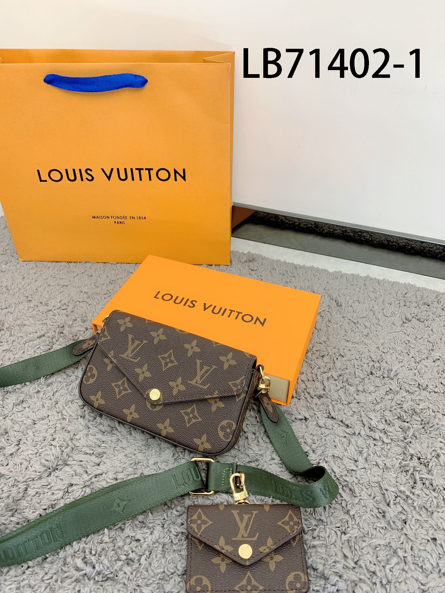 LV $58 gallery