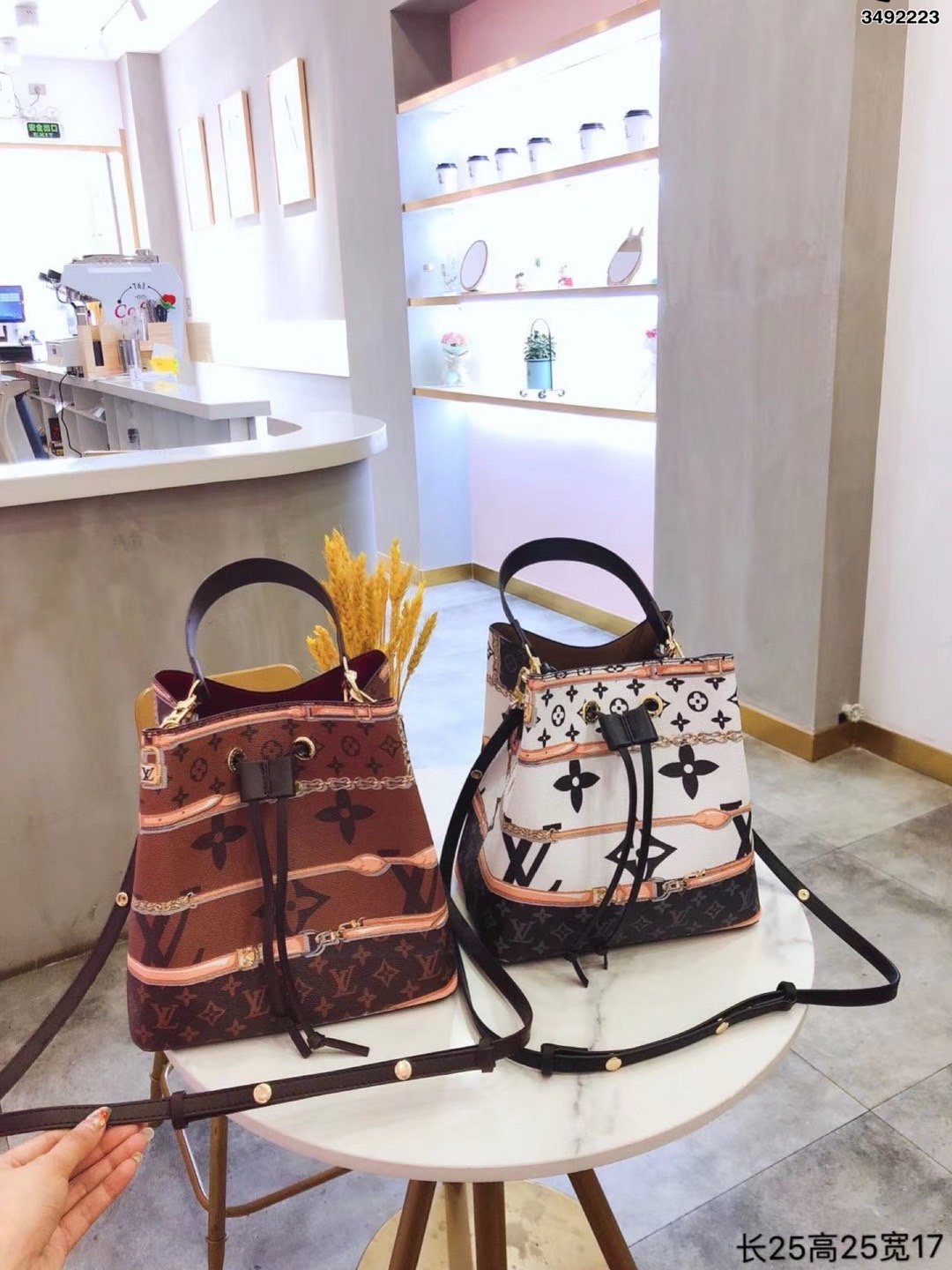 LV $59 gallery