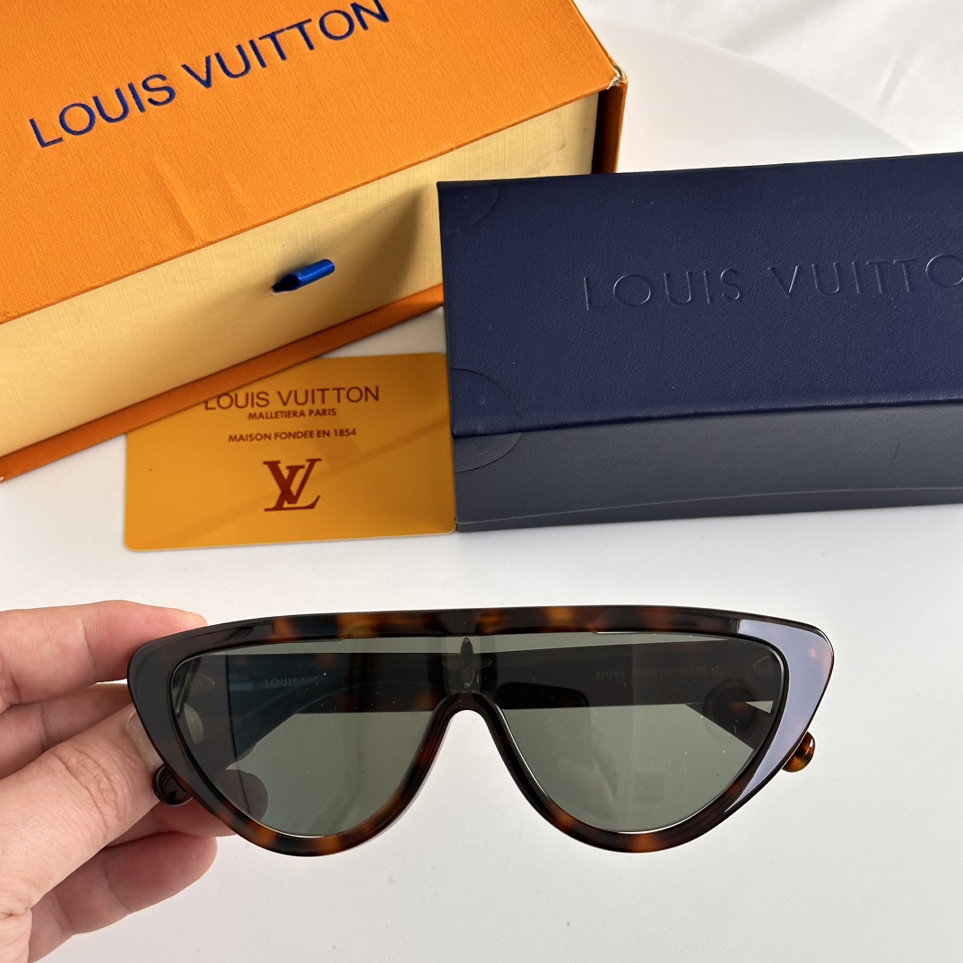 LV $59 gallery