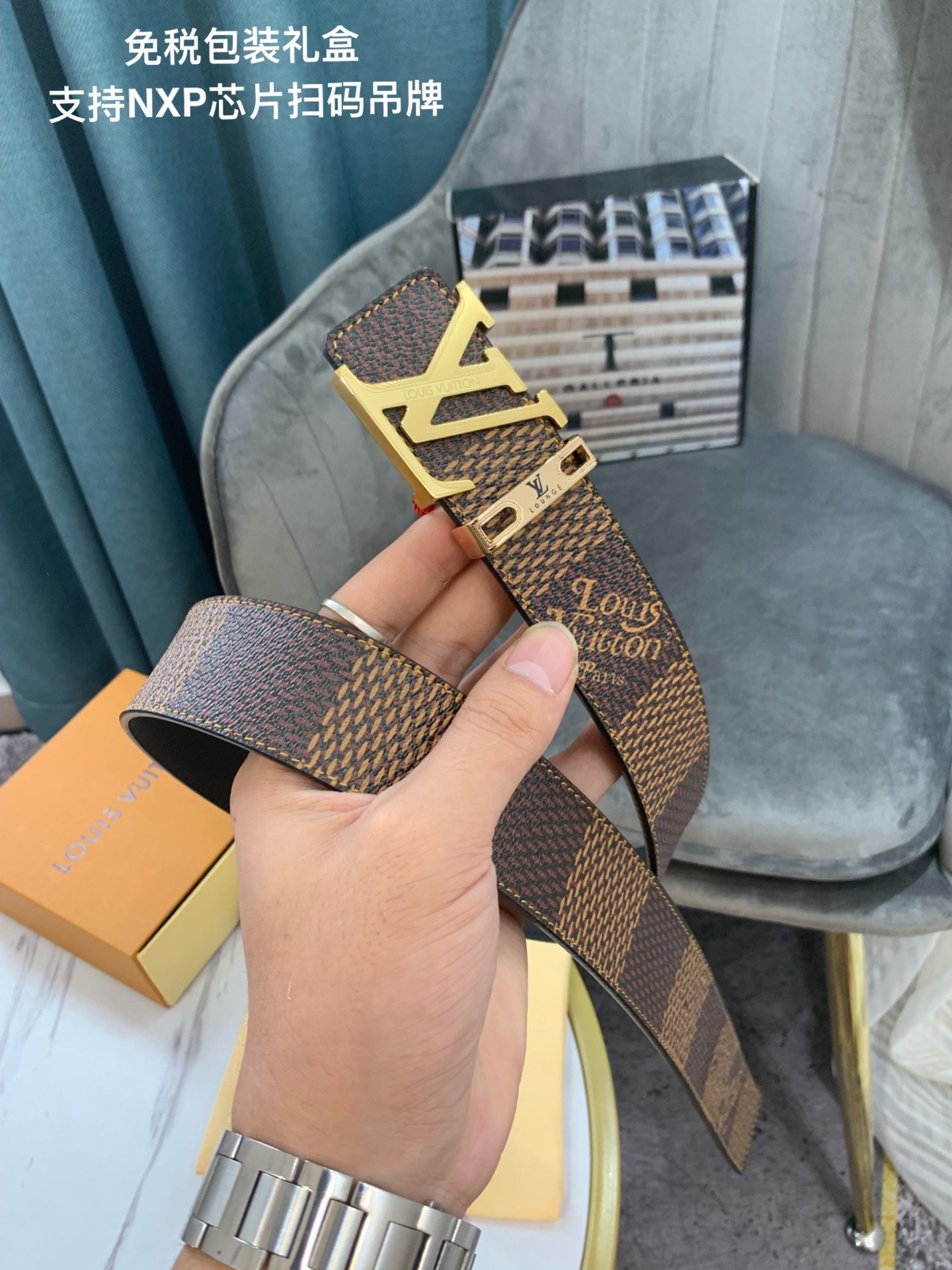 LV $60 gallery