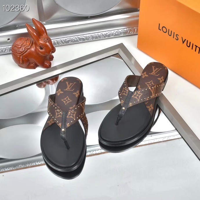 LV $60 gallery