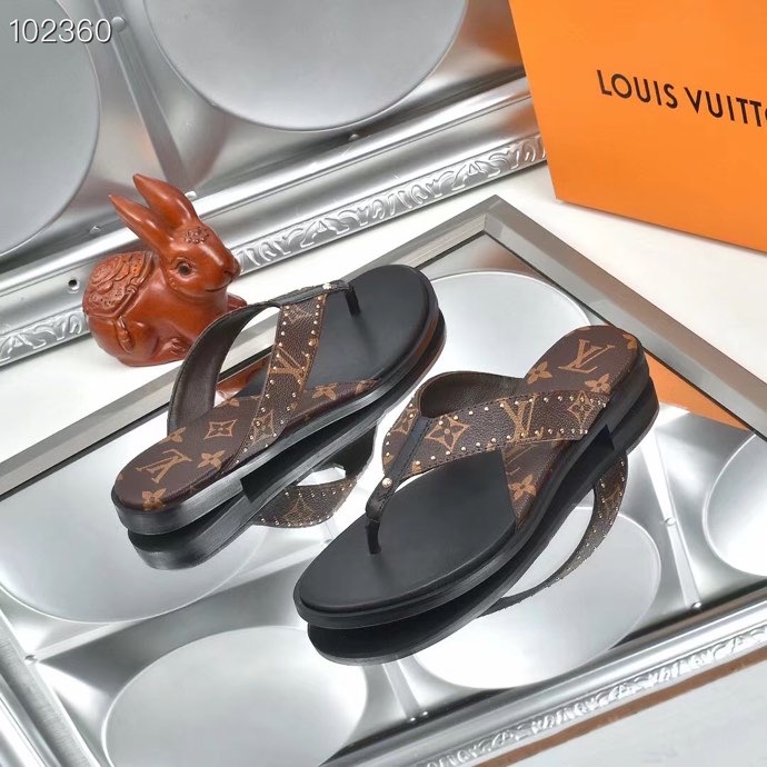 LV $60 gallery