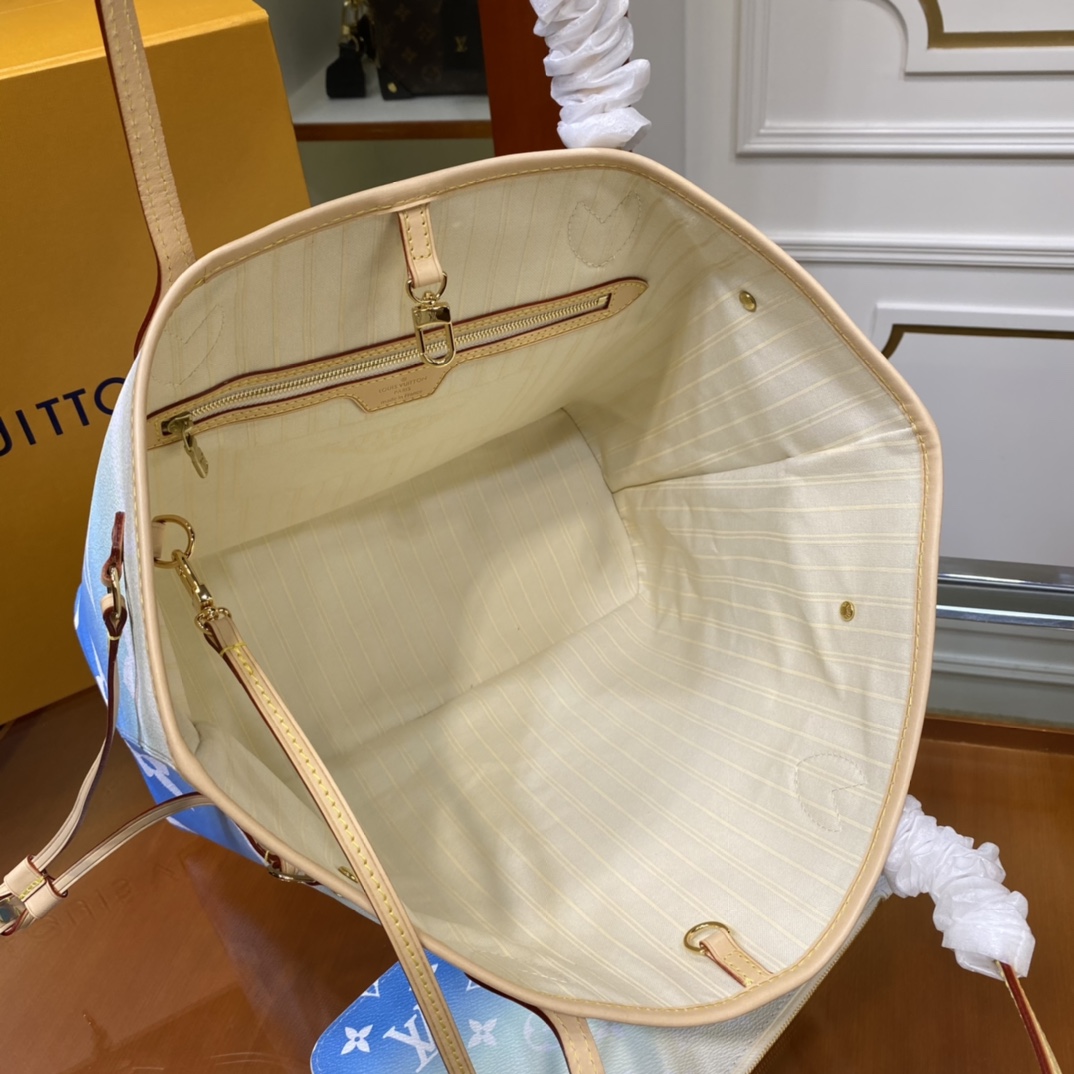 LV $61 gallery