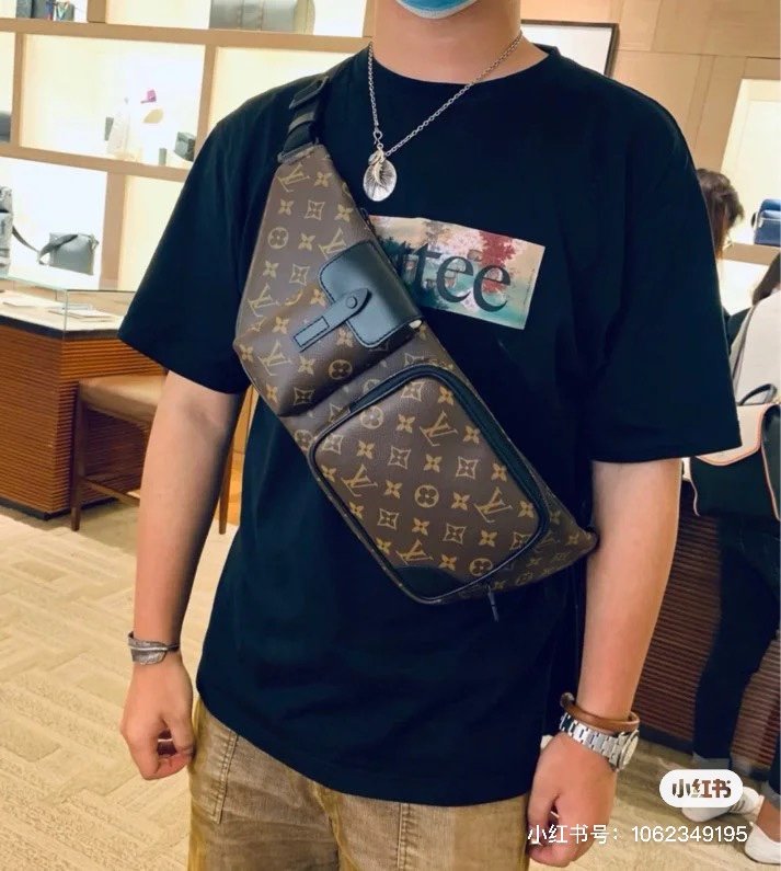 LV $61 gallery