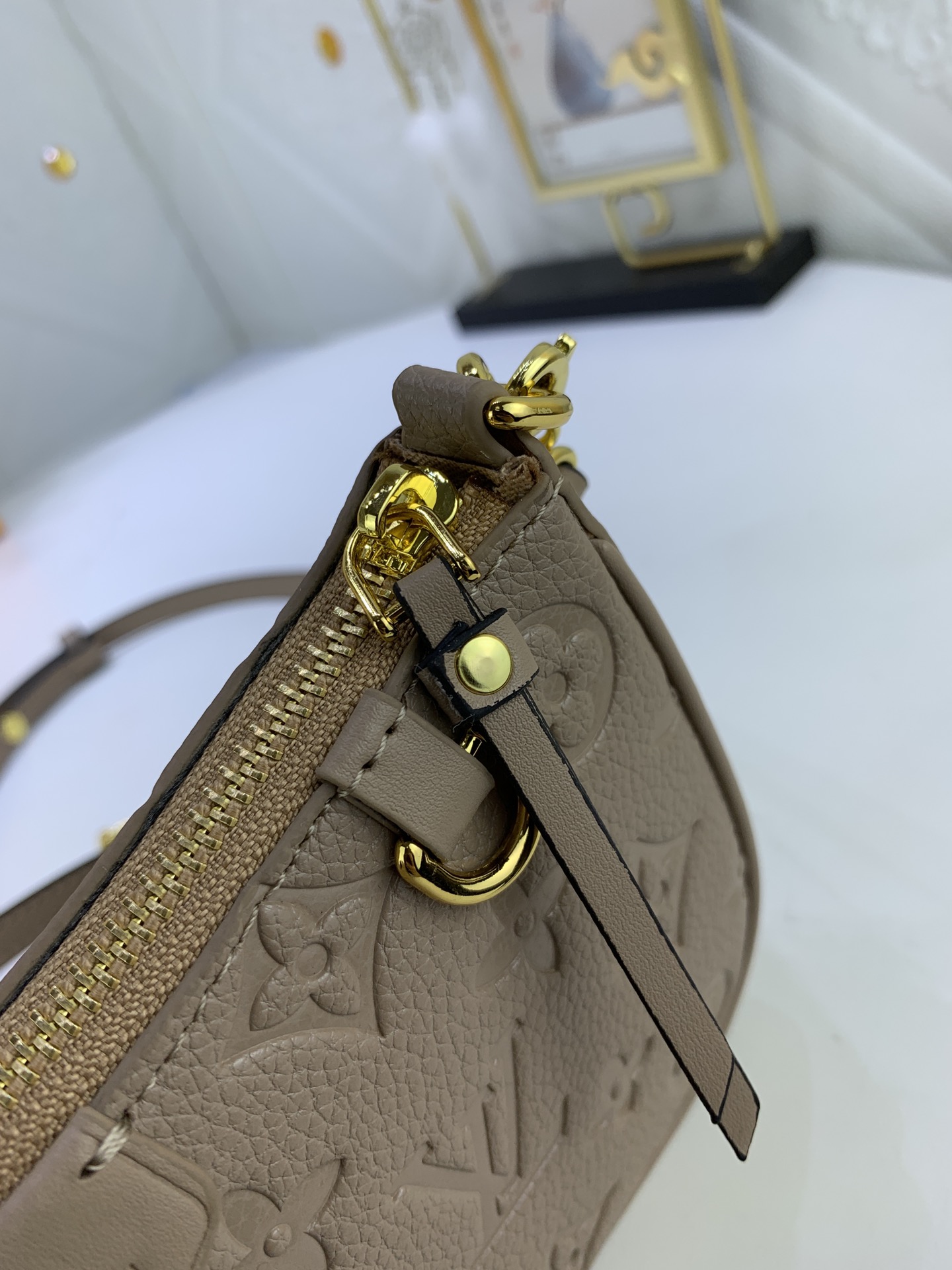 LV $62 gallery