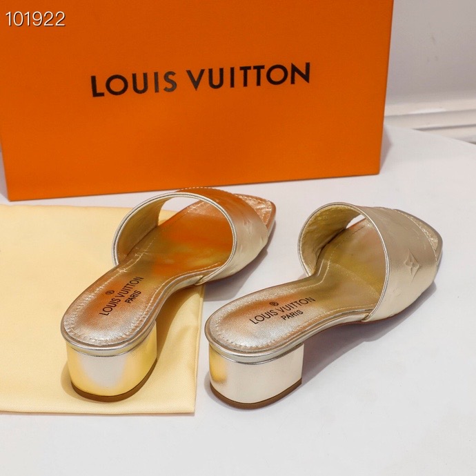 LV $62 gallery