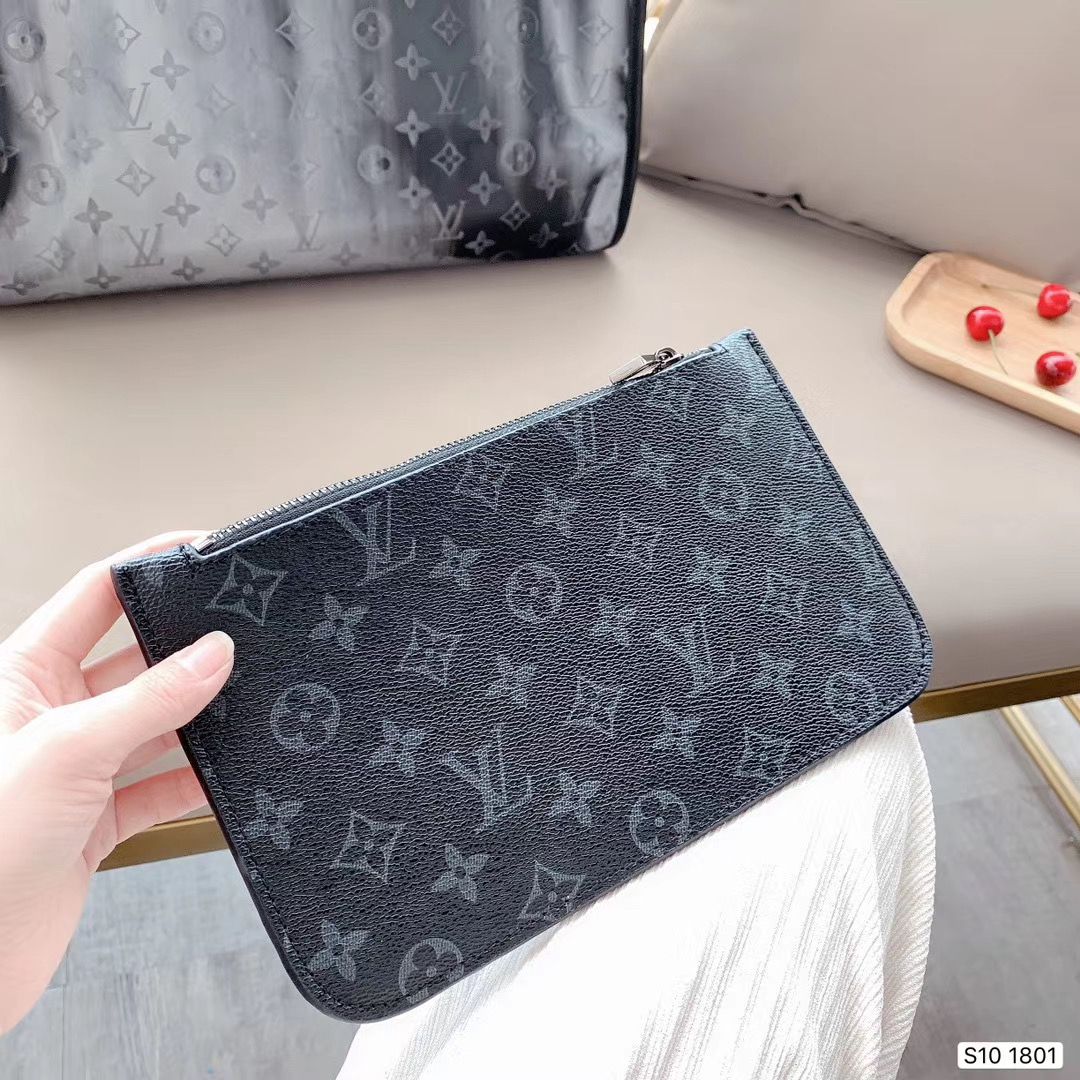 LV $62 gallery