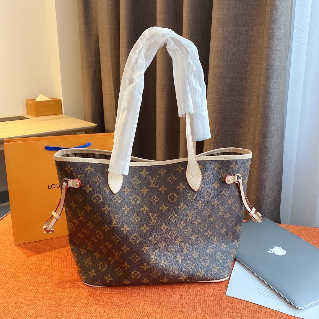 LV $62 gallery