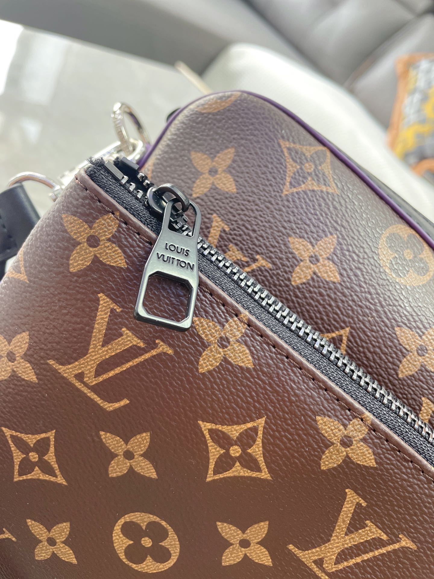 LV $62 gallery