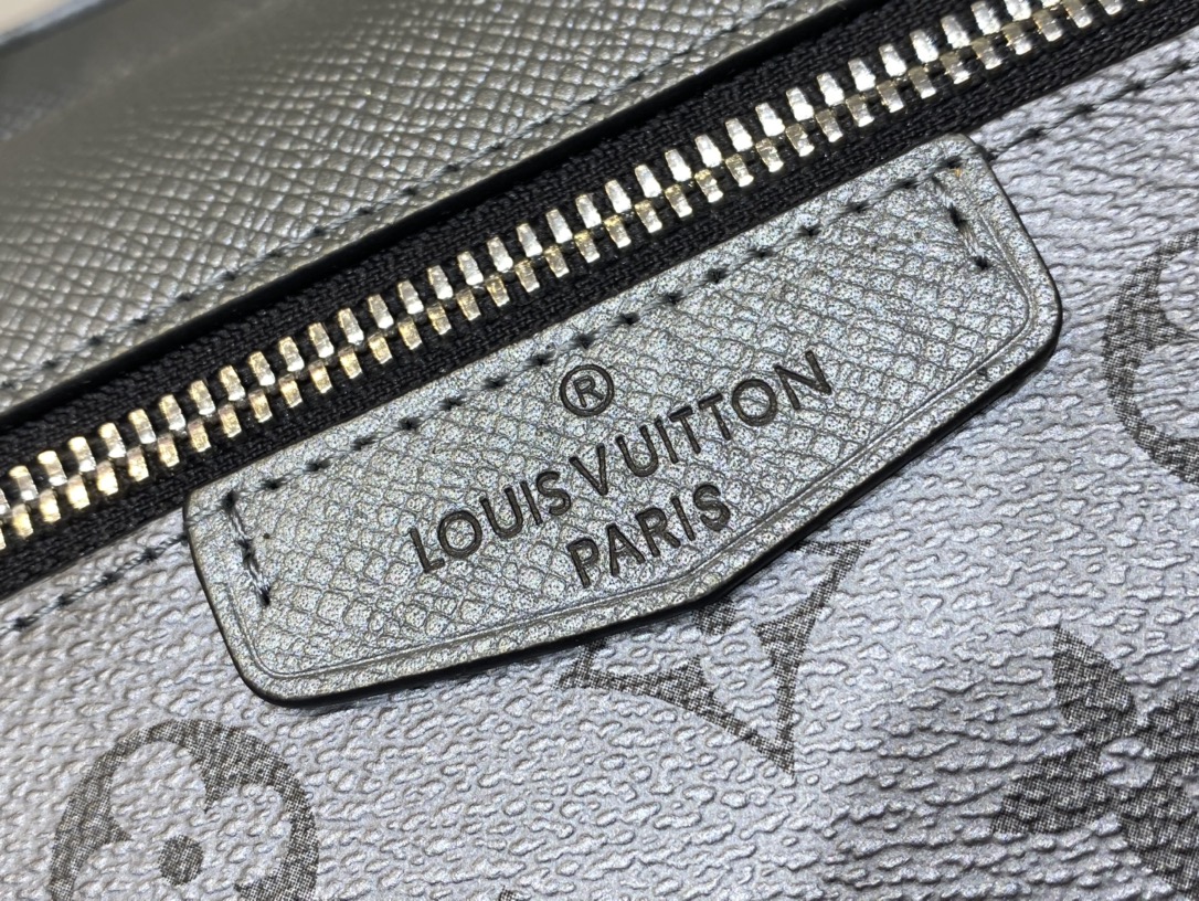 LV $62 gallery