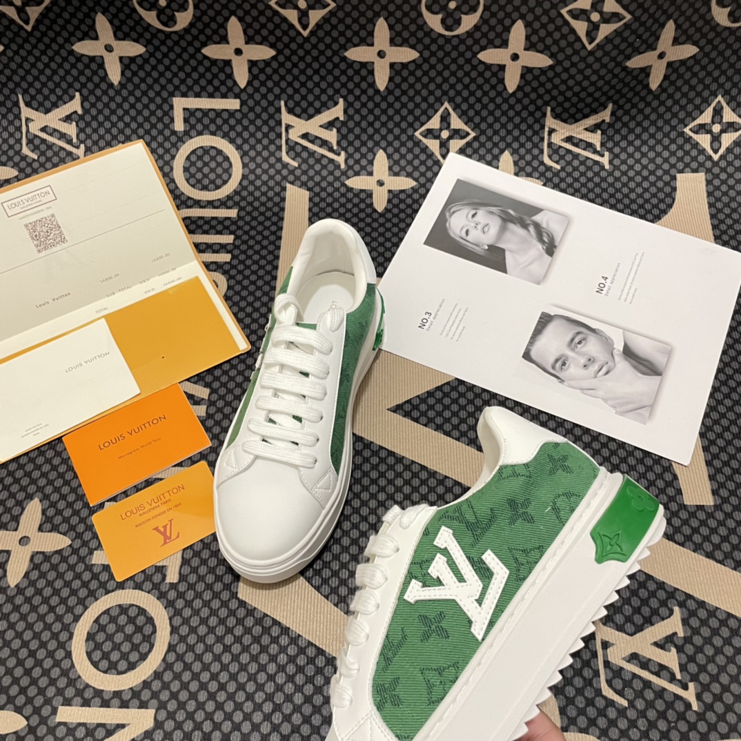 LV $62 gallery