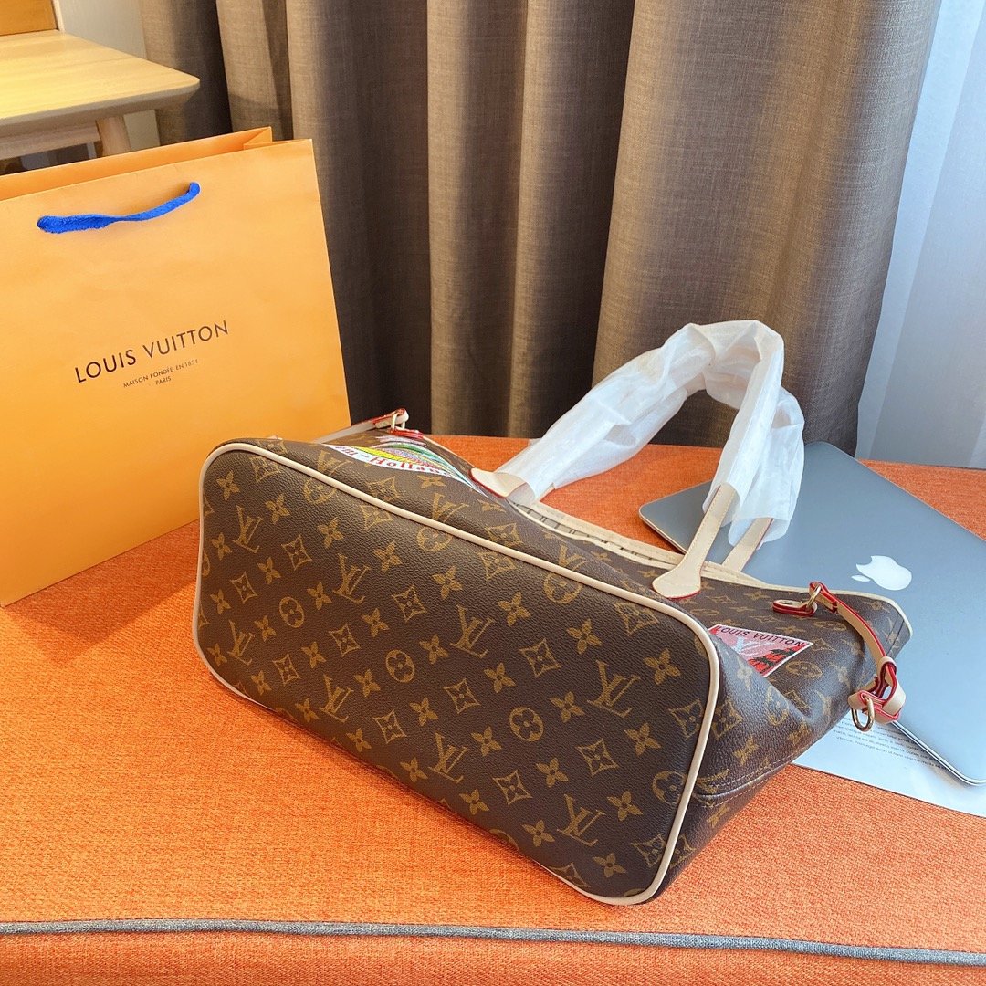 LV $62 gallery