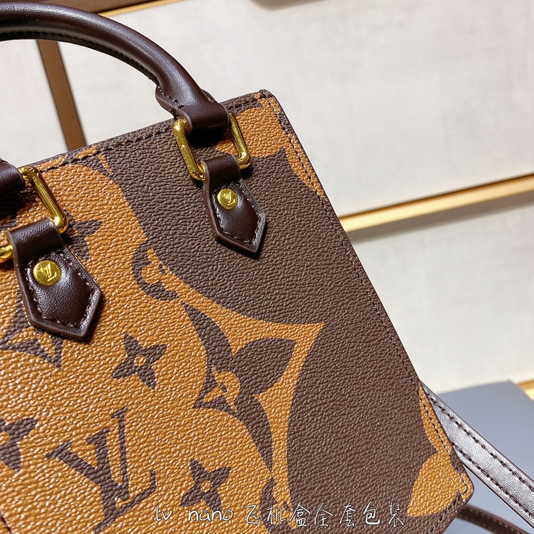 LV $62 gallery