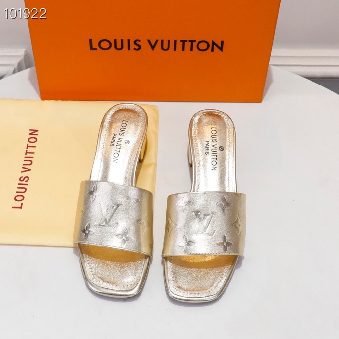 LV $62 gallery