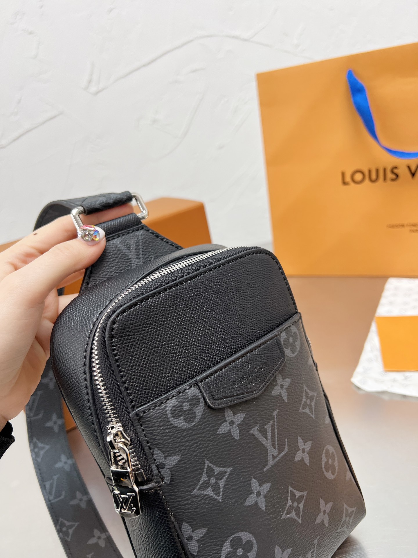 LV $62 gallery