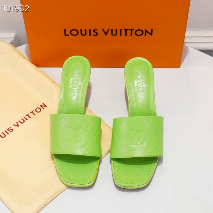 LV $62 gallery