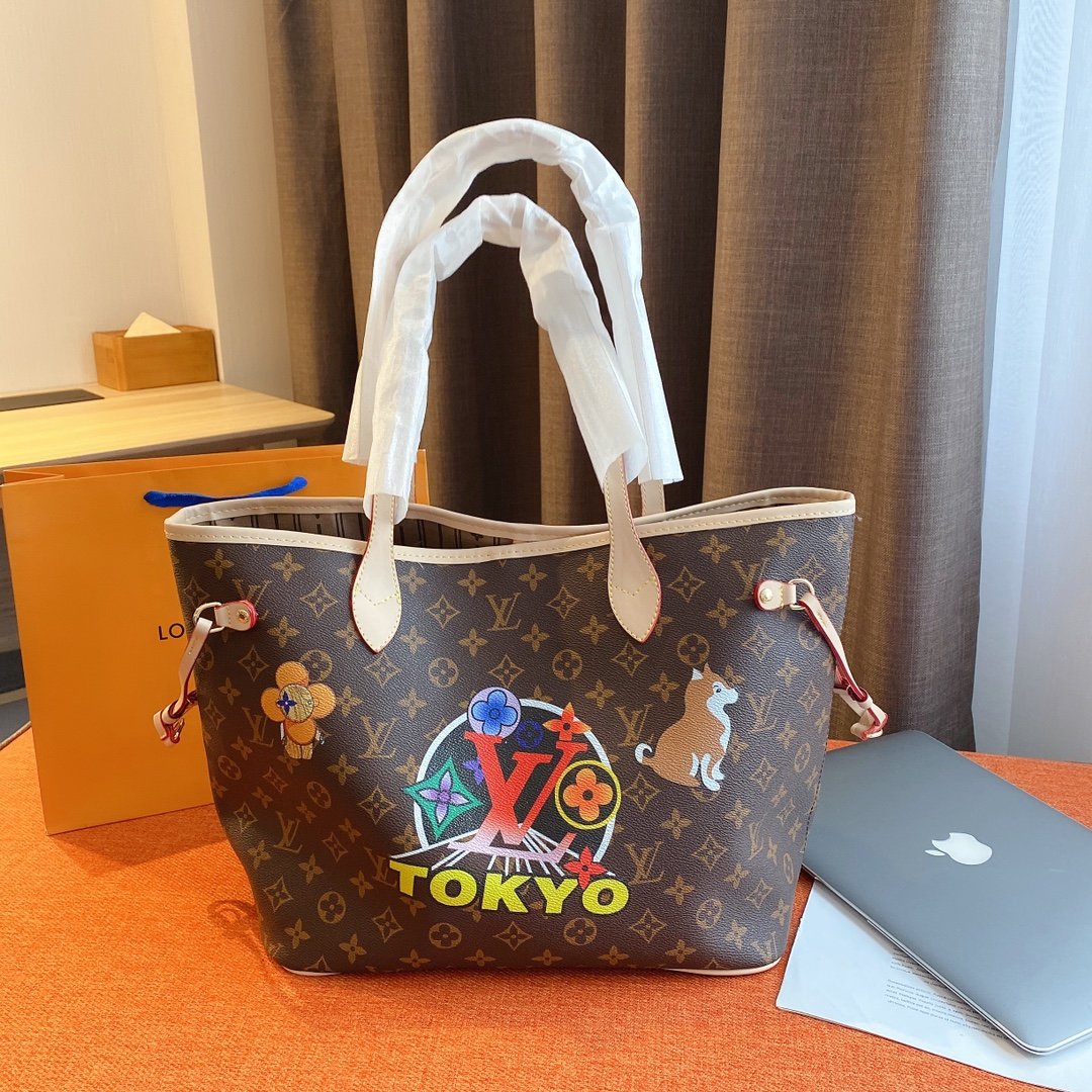 LV $62 gallery