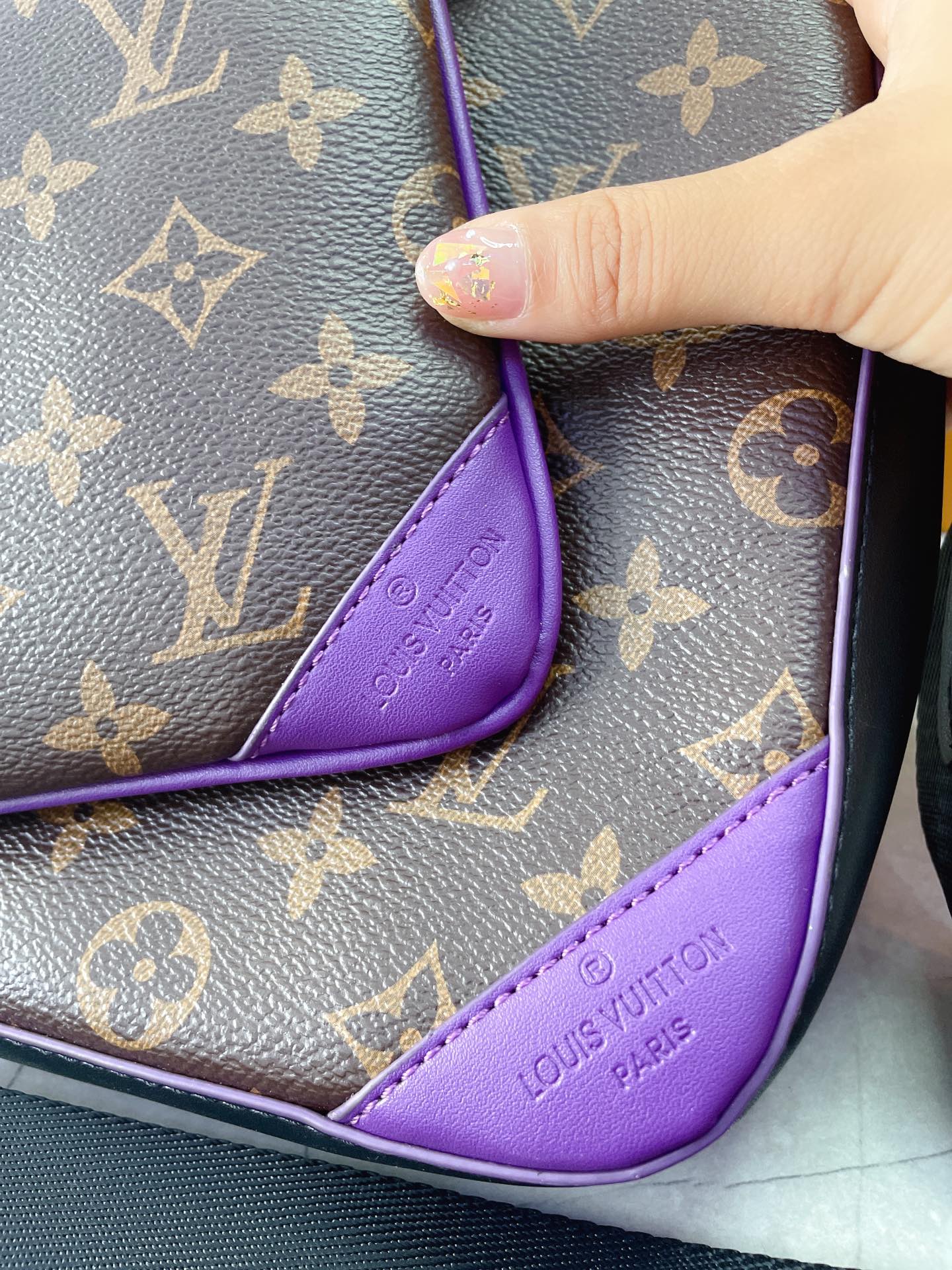 LV $62 gallery