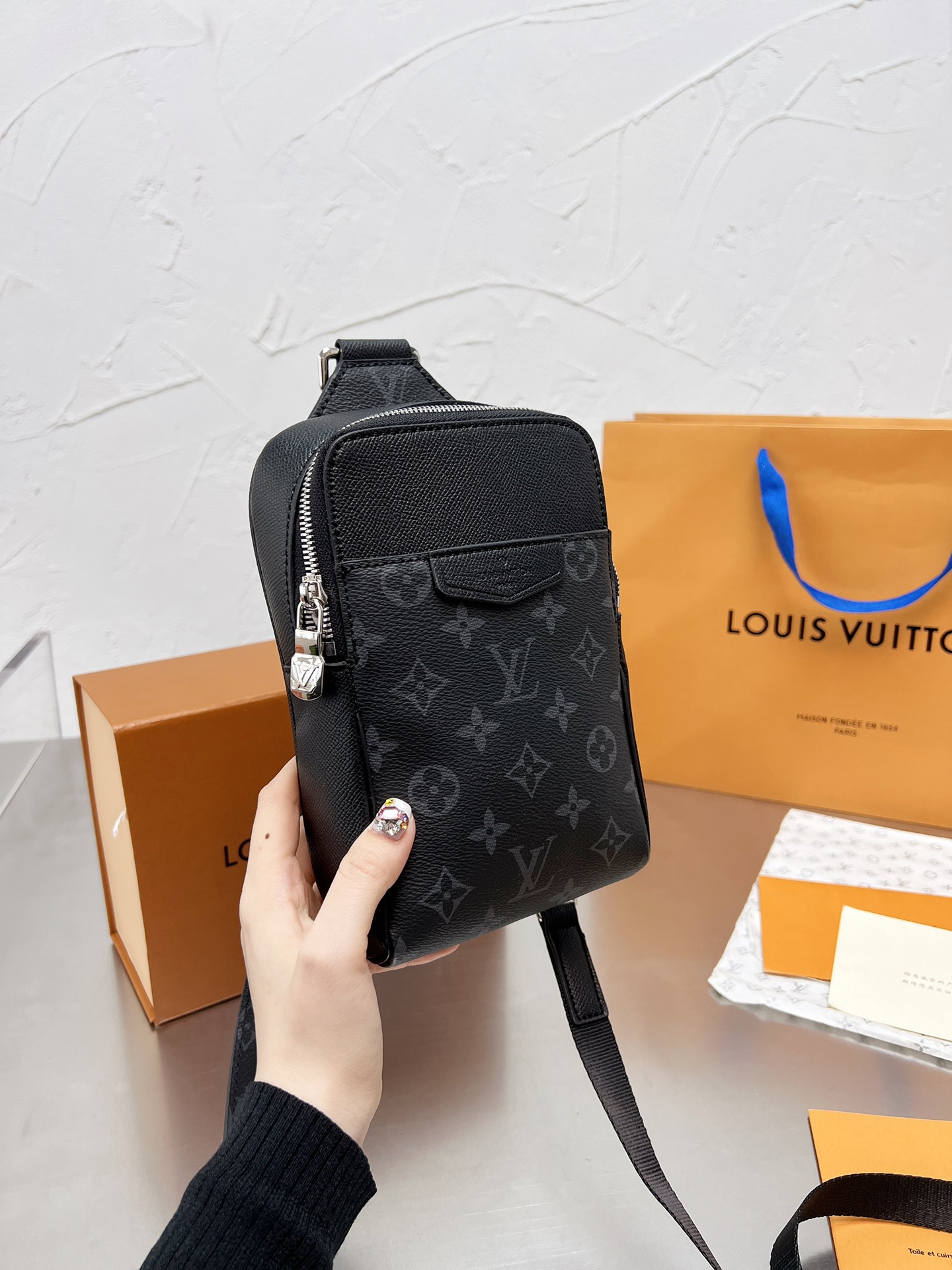 LV $62 gallery