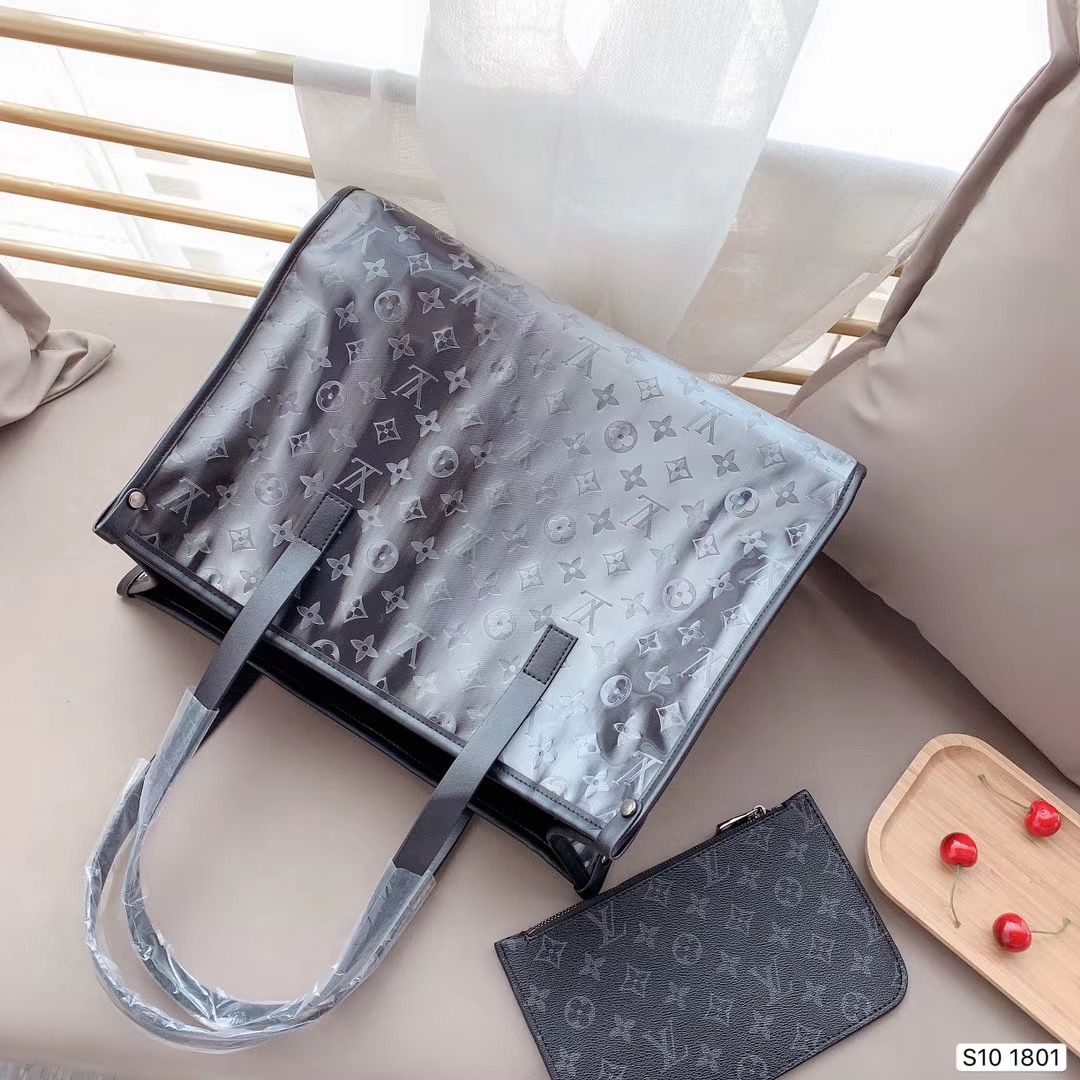 LV $62 gallery