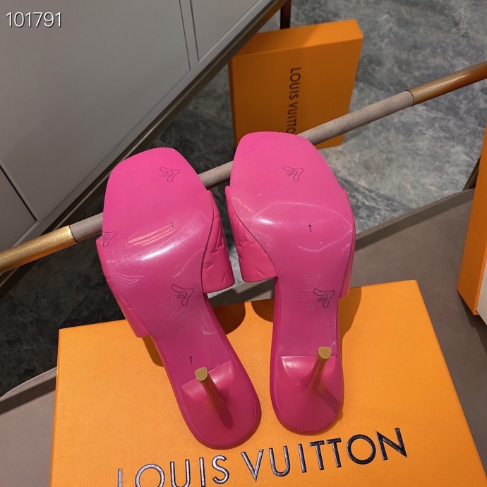 LV $63 gallery