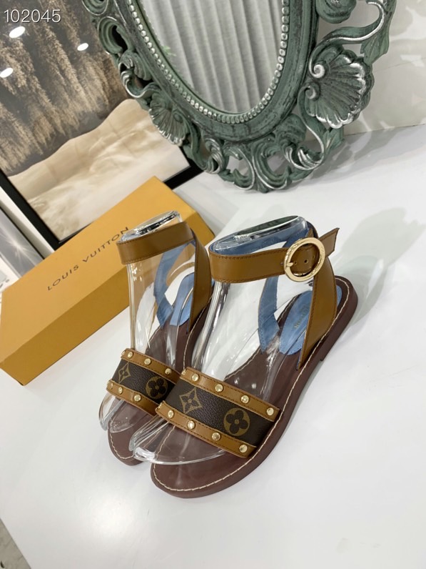 LV $63 gallery