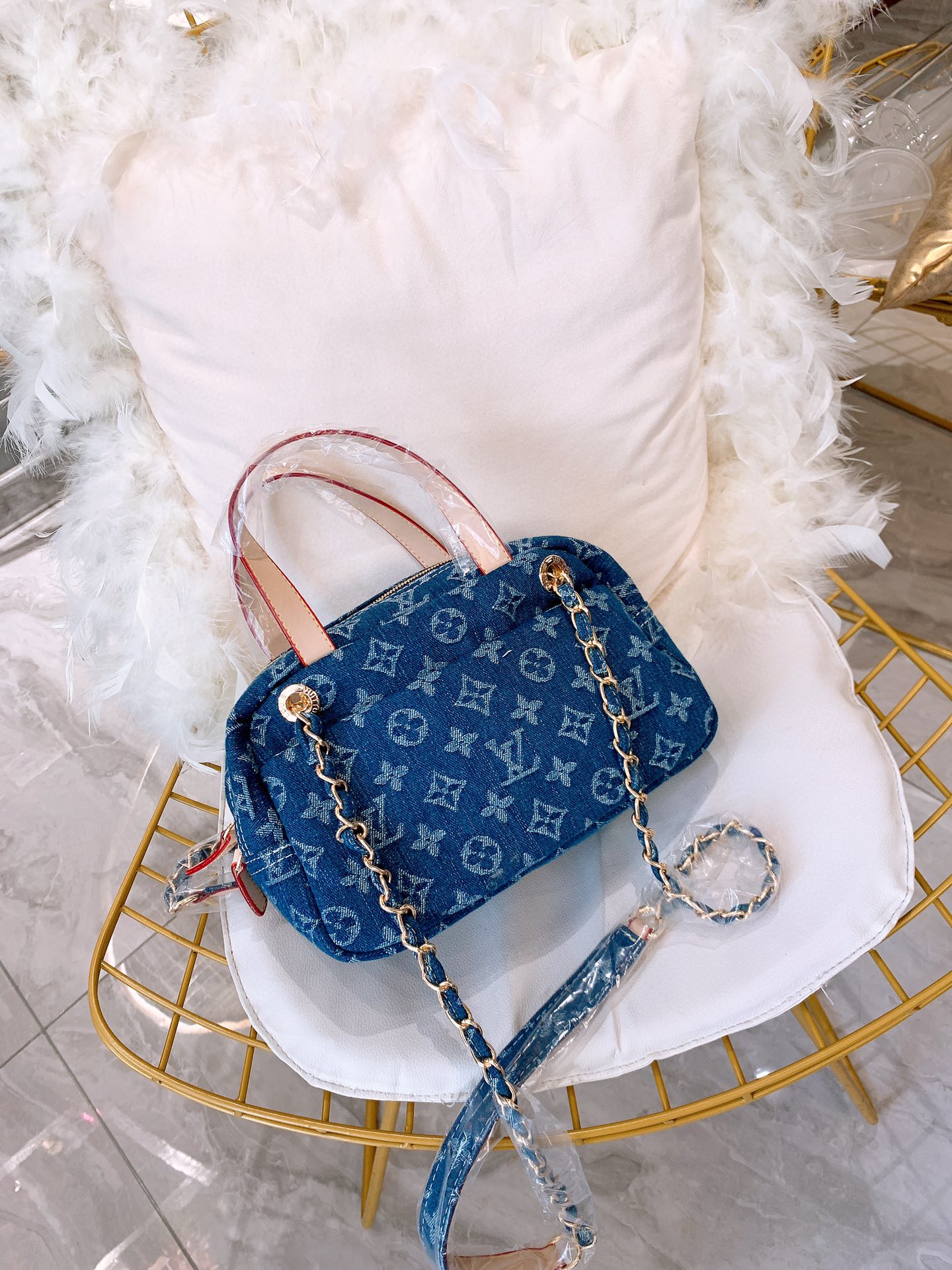 LV $64 gallery