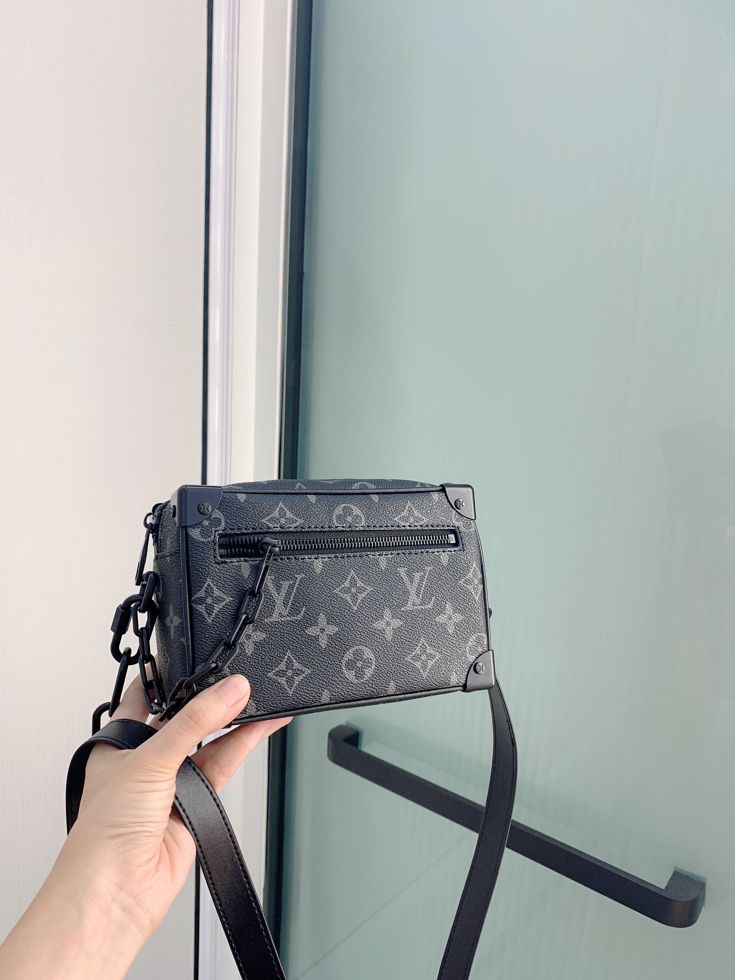 LV $64 gallery