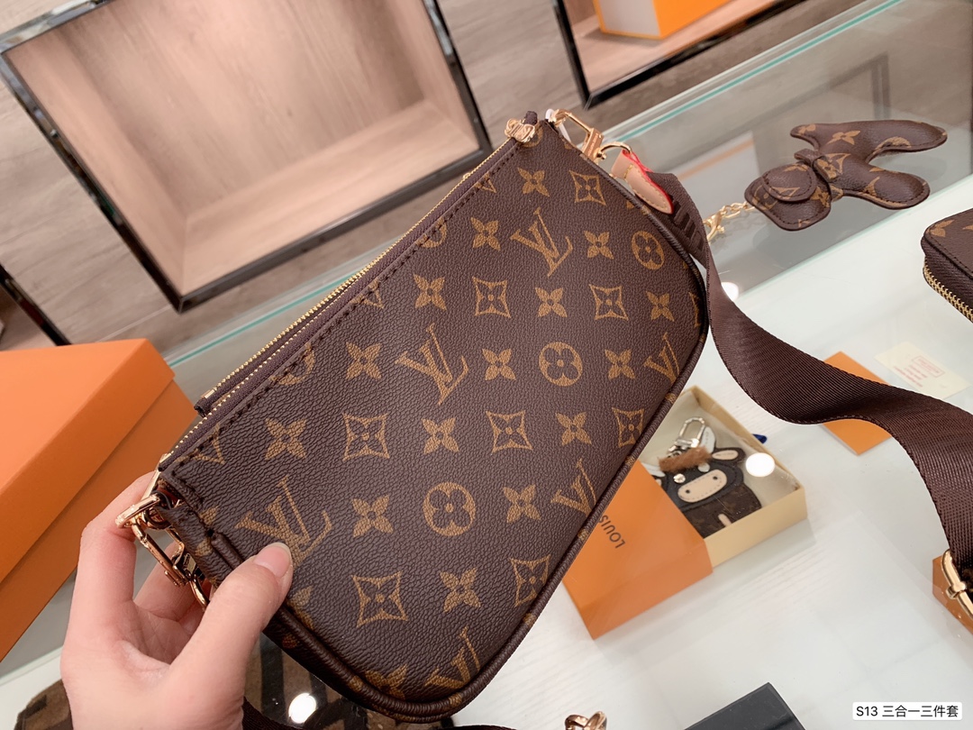 LV $64 gallery