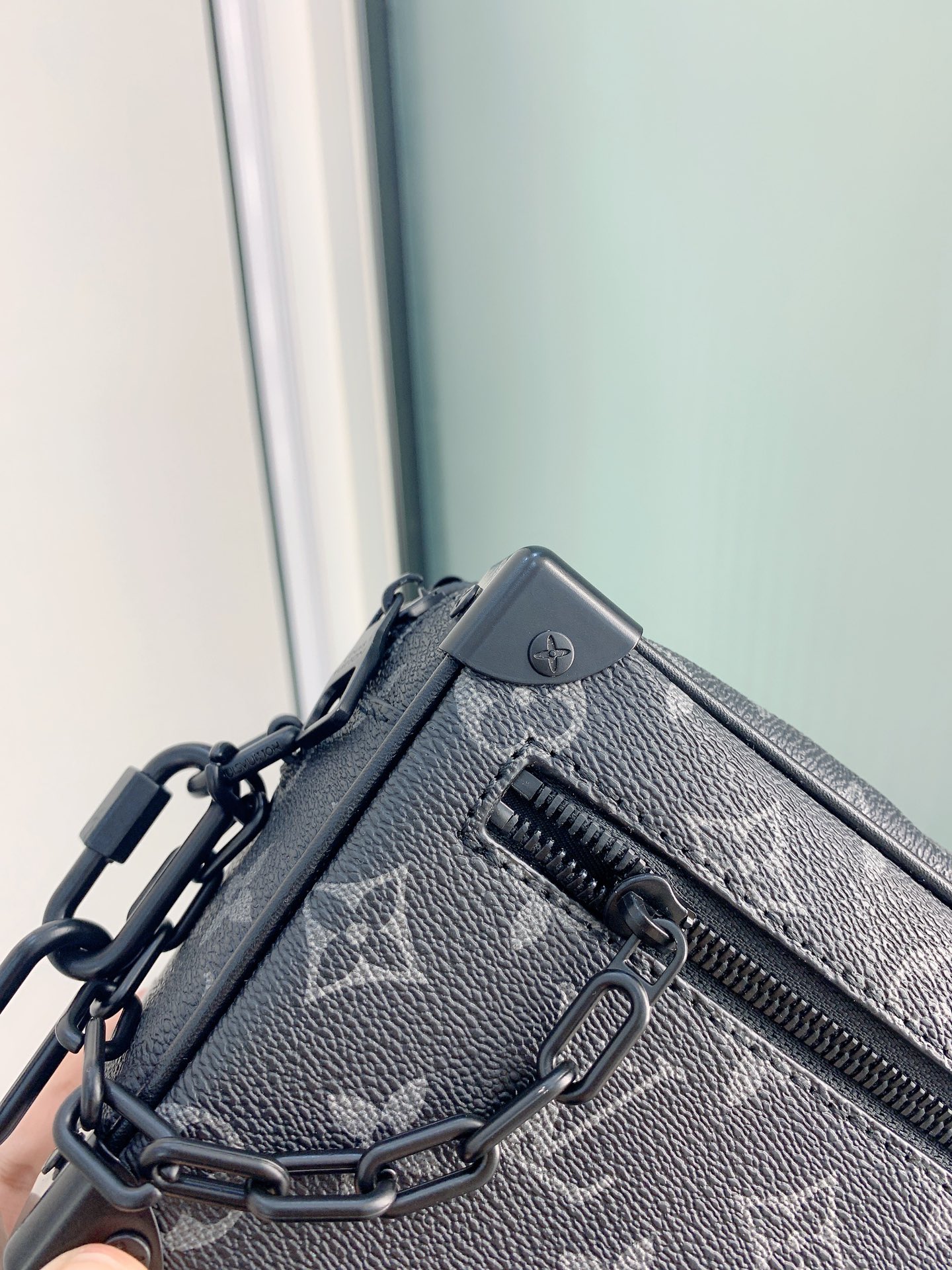 LV $64 gallery