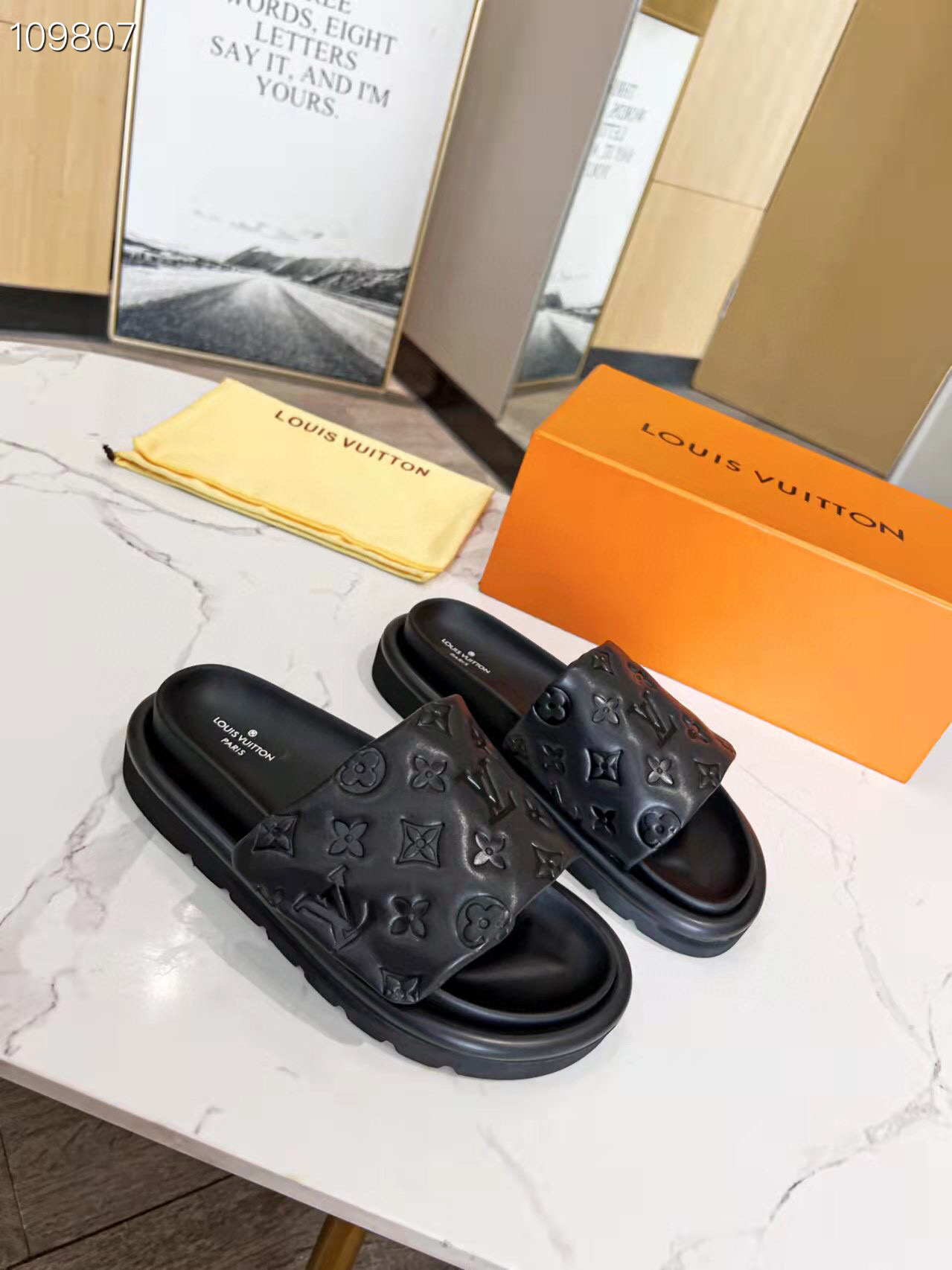 LV $65 gallery