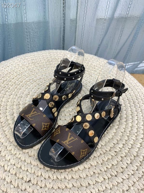 LV $65 gallery