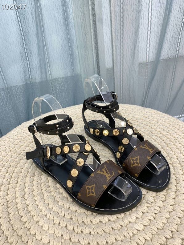 LV $65 gallery