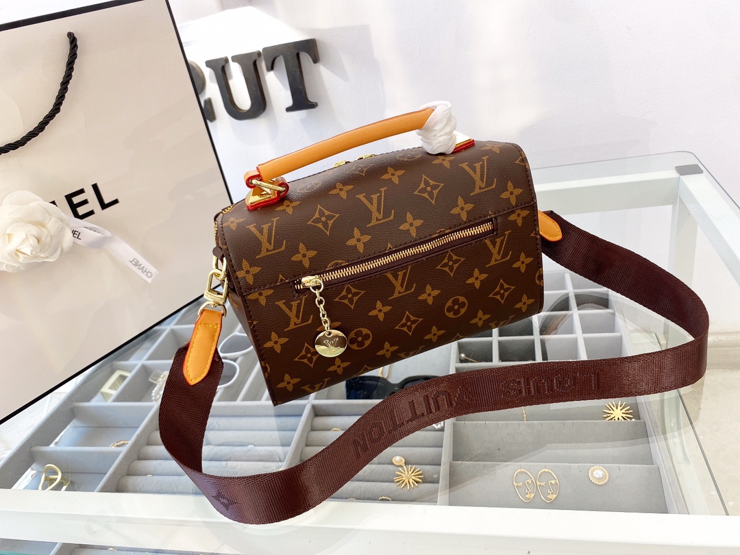 LV $65 gallery