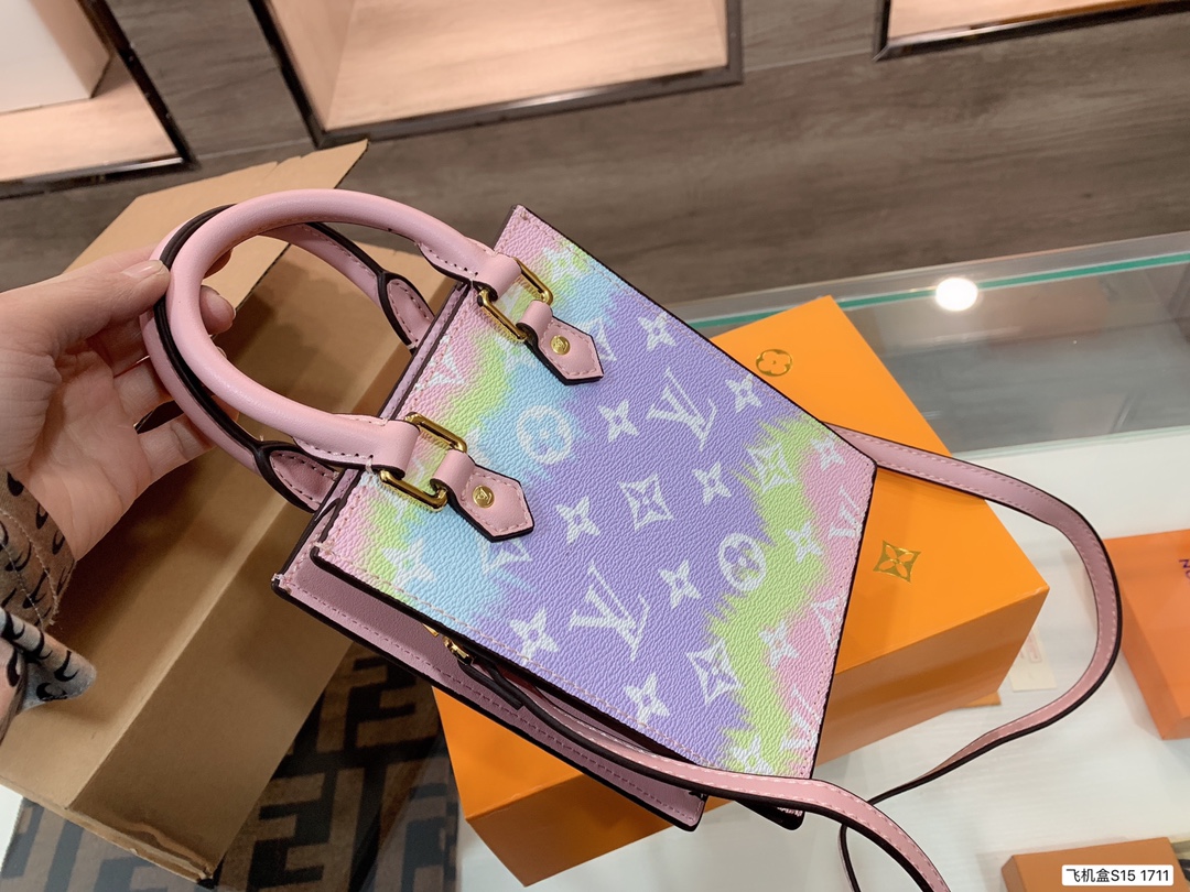 LV $65 gallery