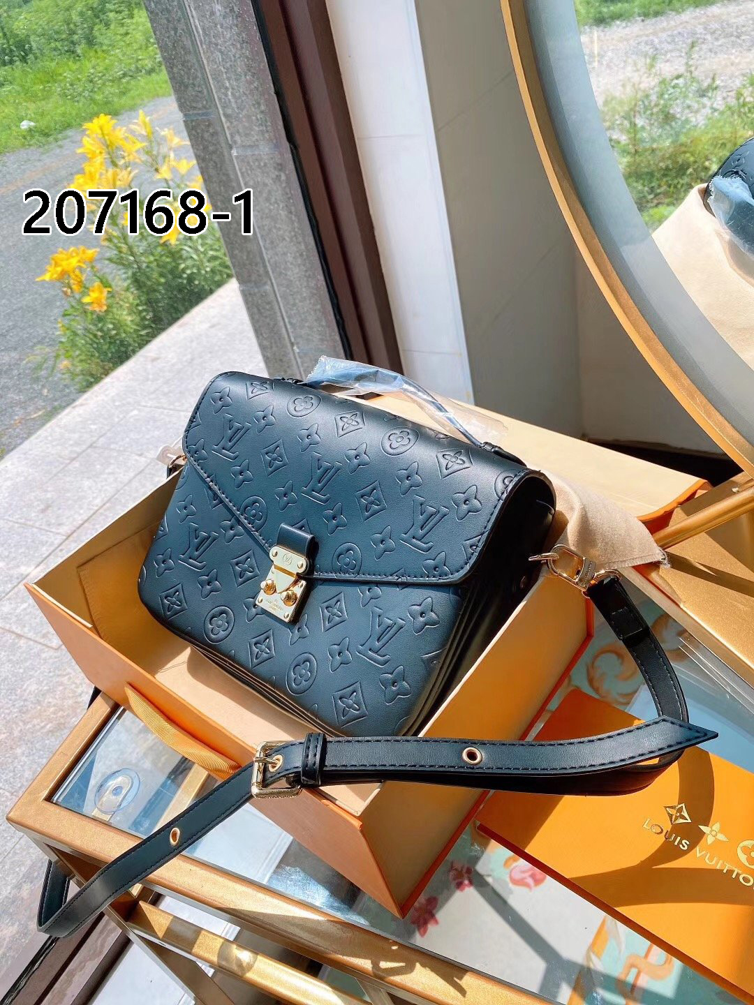 LV $65 gallery