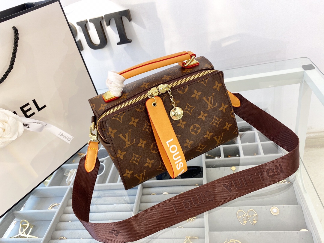 LV $65 gallery