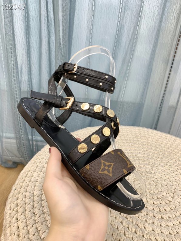 LV $65 gallery