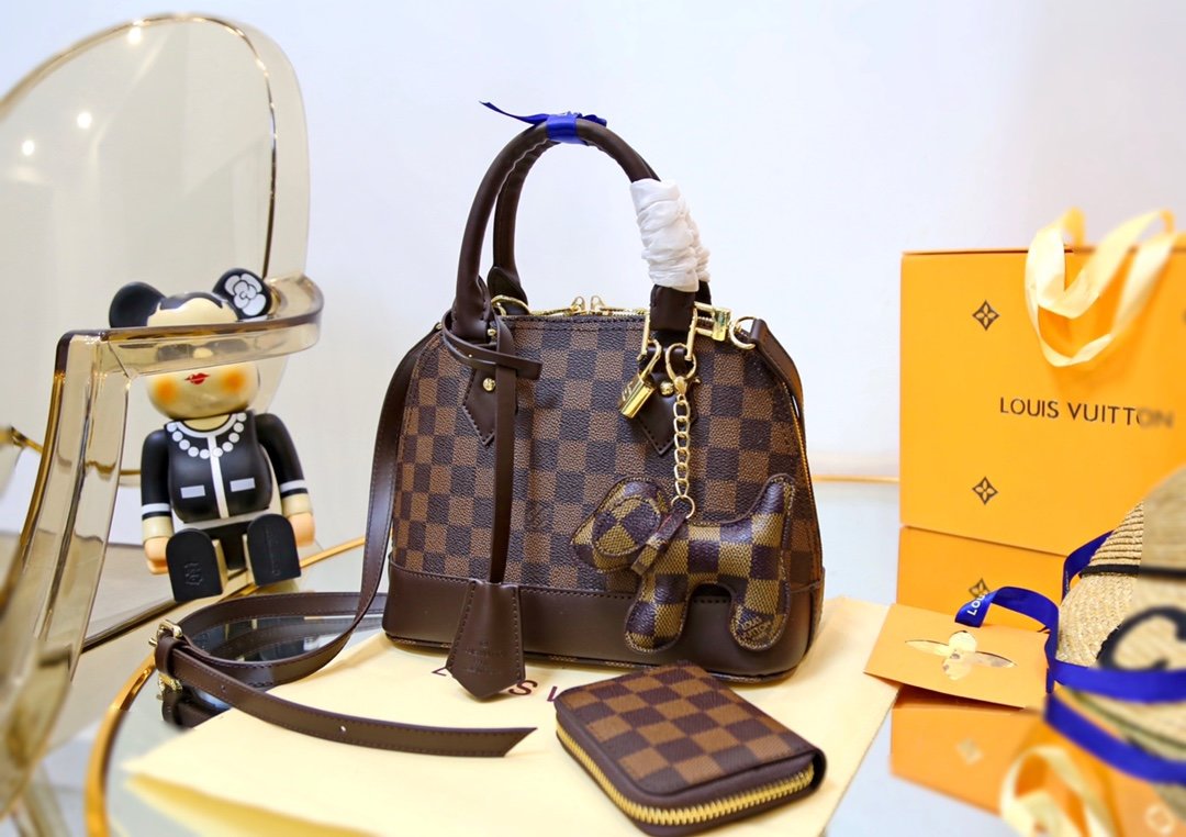 LV $66 gallery