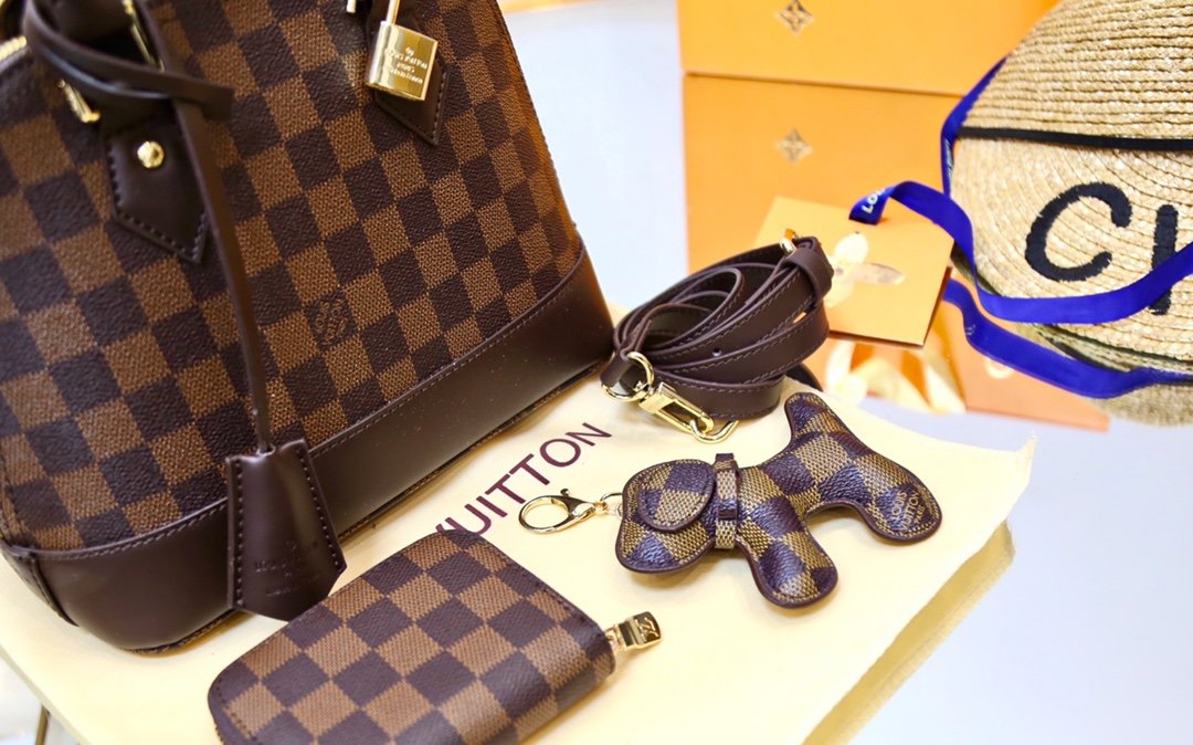 LV $66 gallery