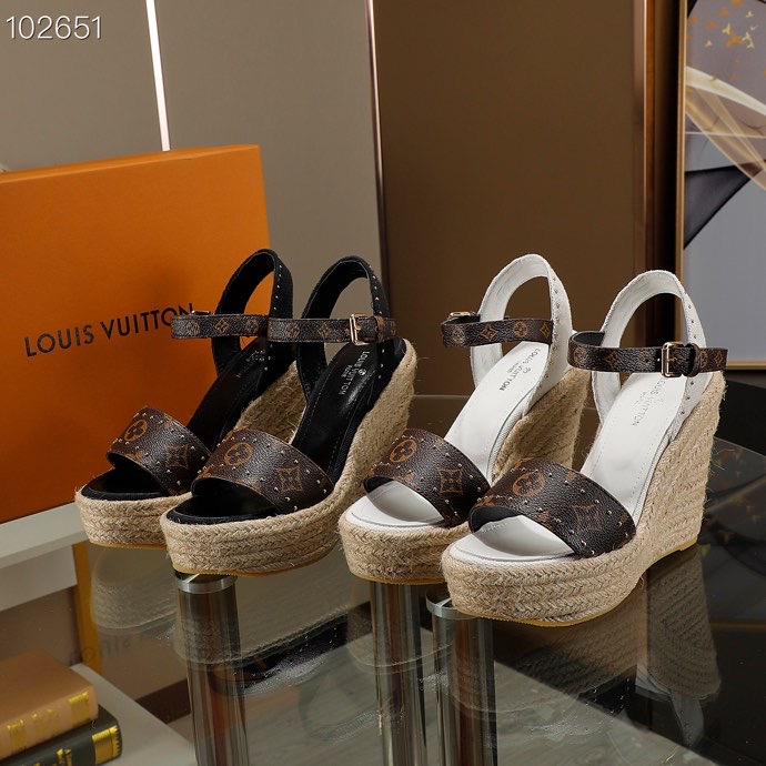 LV $66 gallery