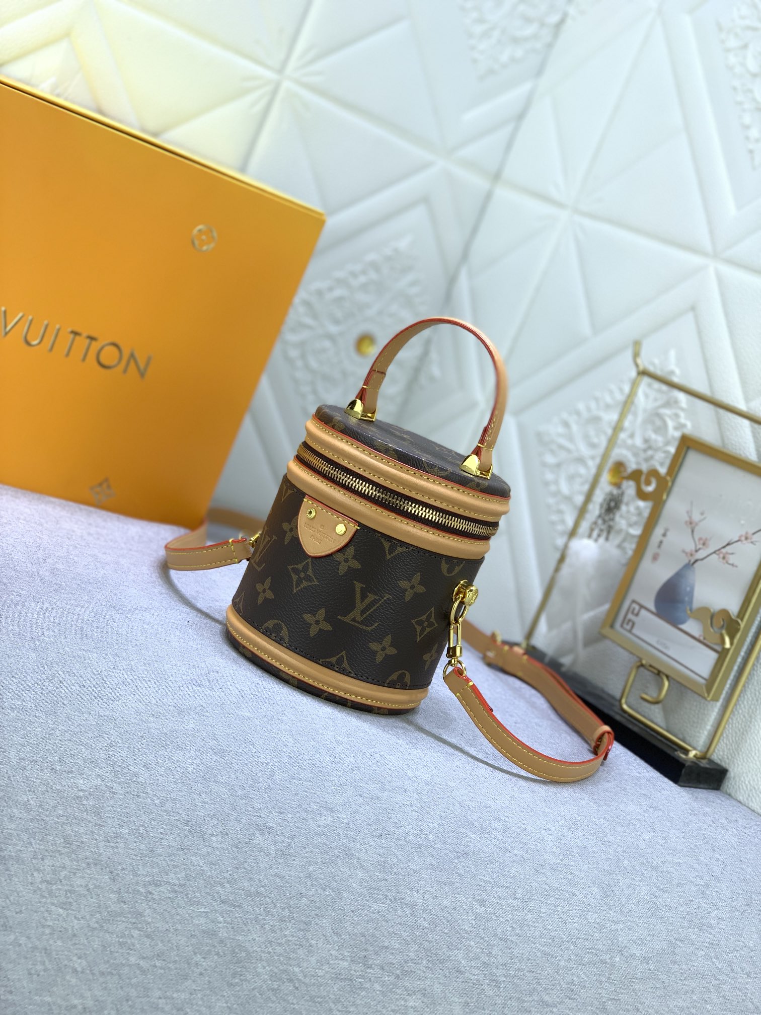 LV $66 gallery