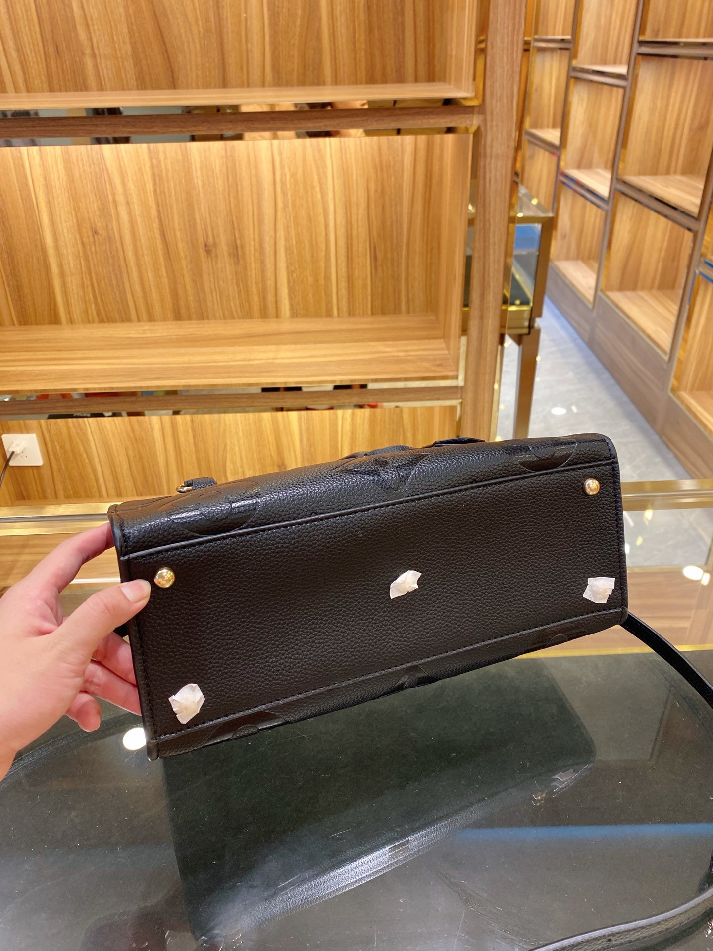 LV $67 gallery