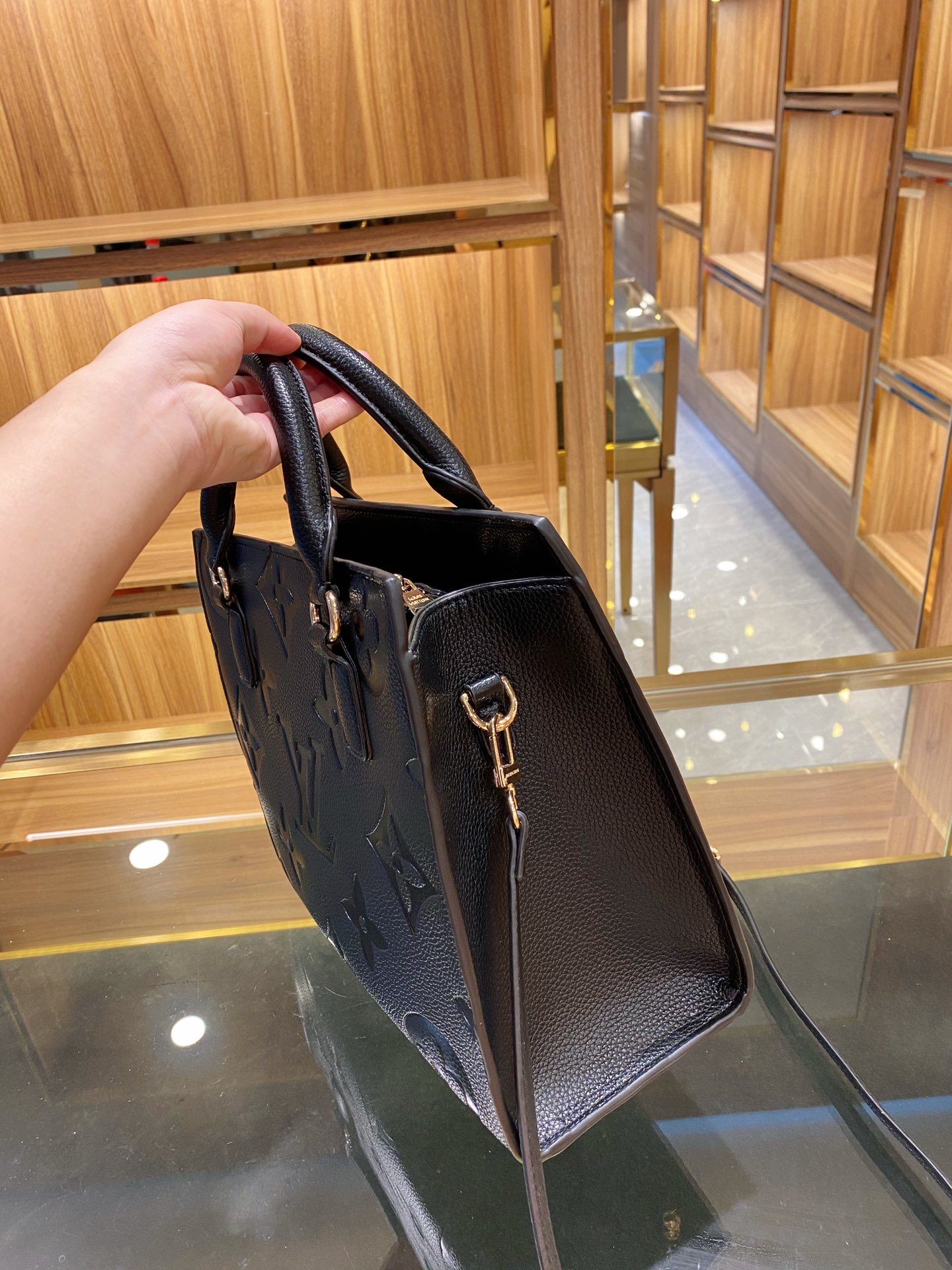 LV $67 gallery