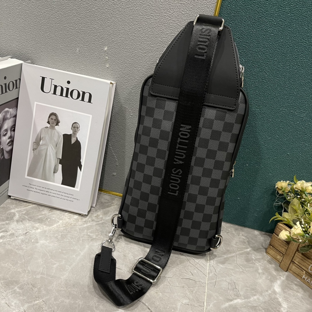 LV $67 gallery