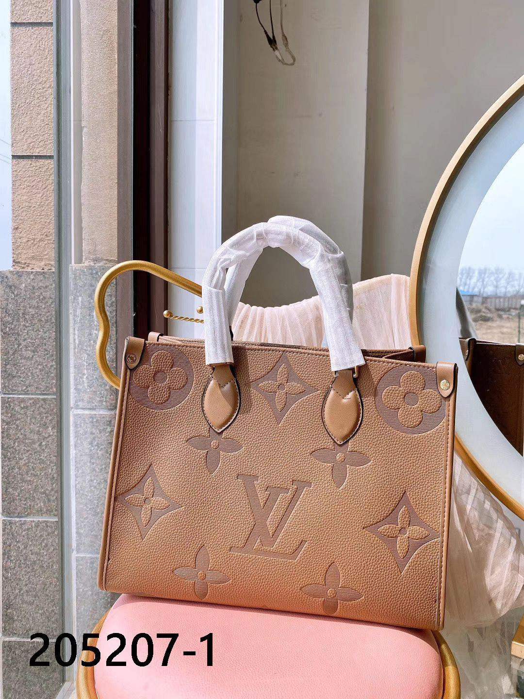 LV $67 gallery