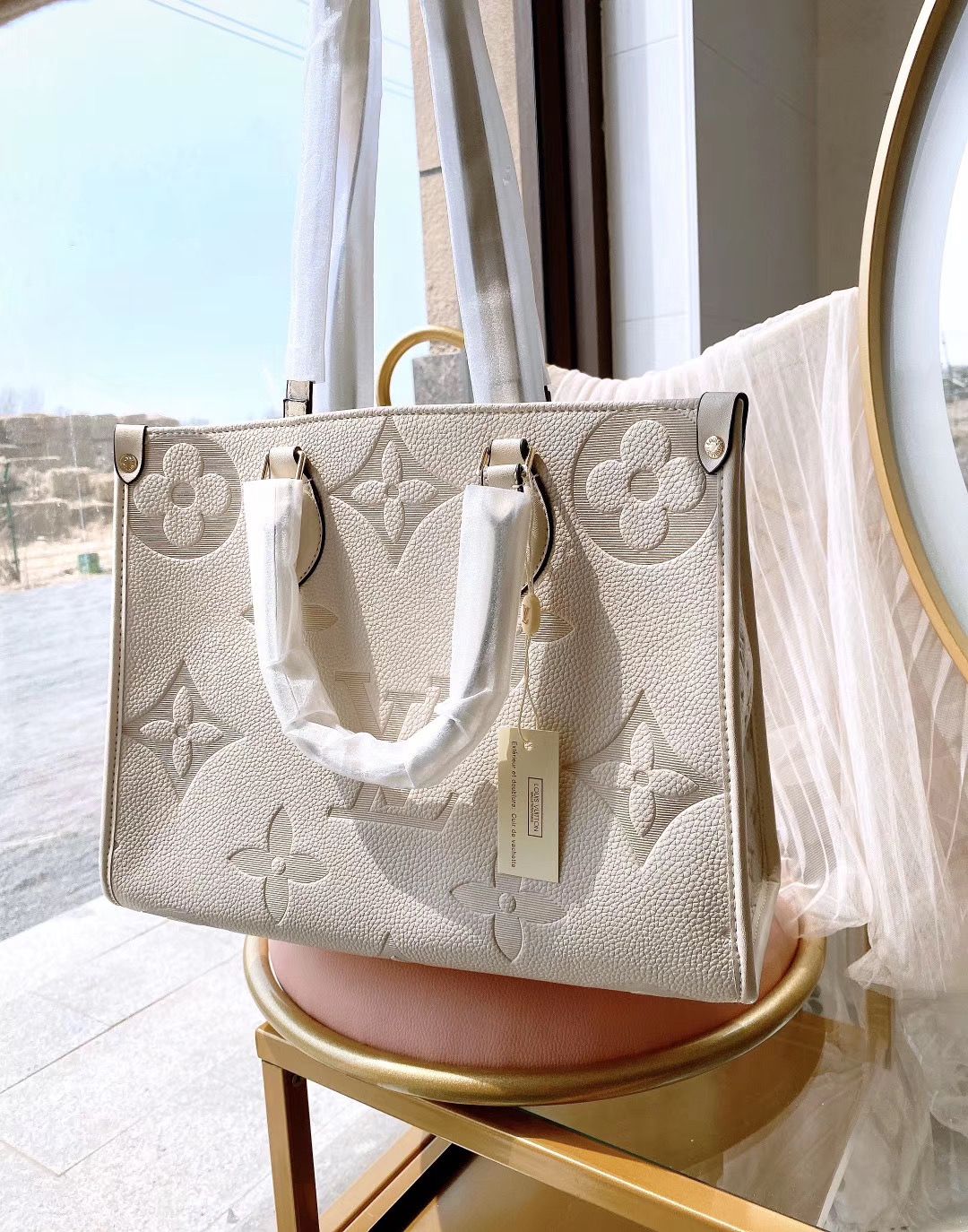 LV $67 gallery